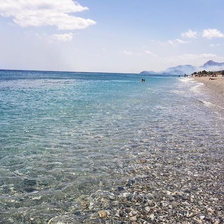 Villa Baia Aurora Letojanni Esterno foto