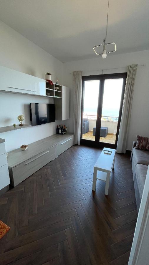 Villa Baia Aurora Letojanni Esterno foto