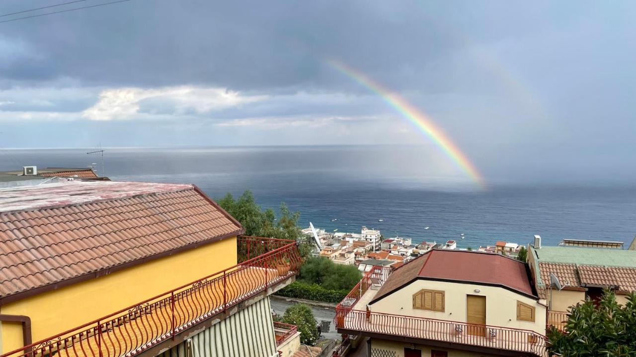 Villa Baia Aurora Letojanni Esterno foto