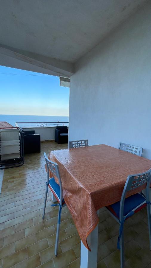 Villa Baia Aurora Letojanni Esterno foto