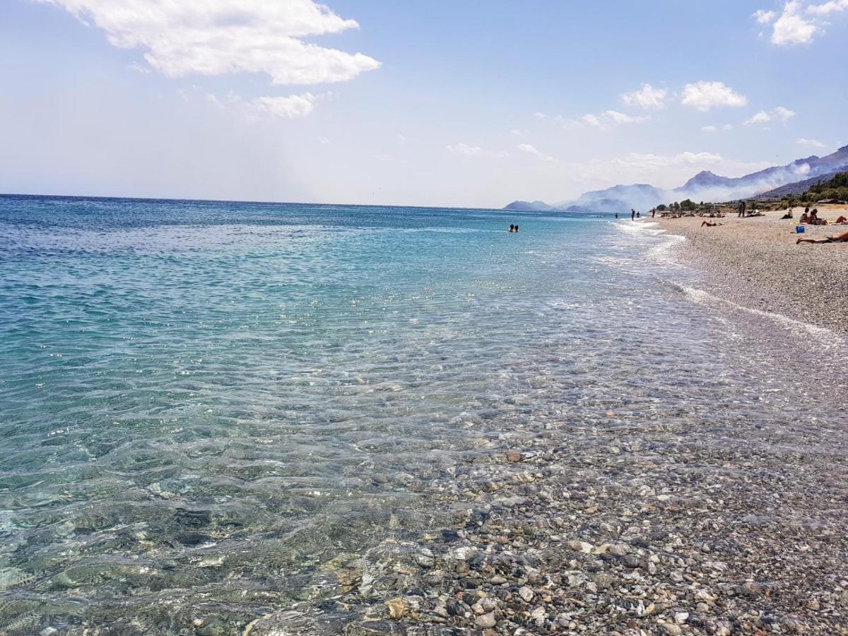 Villa Baia Aurora Letojanni Esterno foto