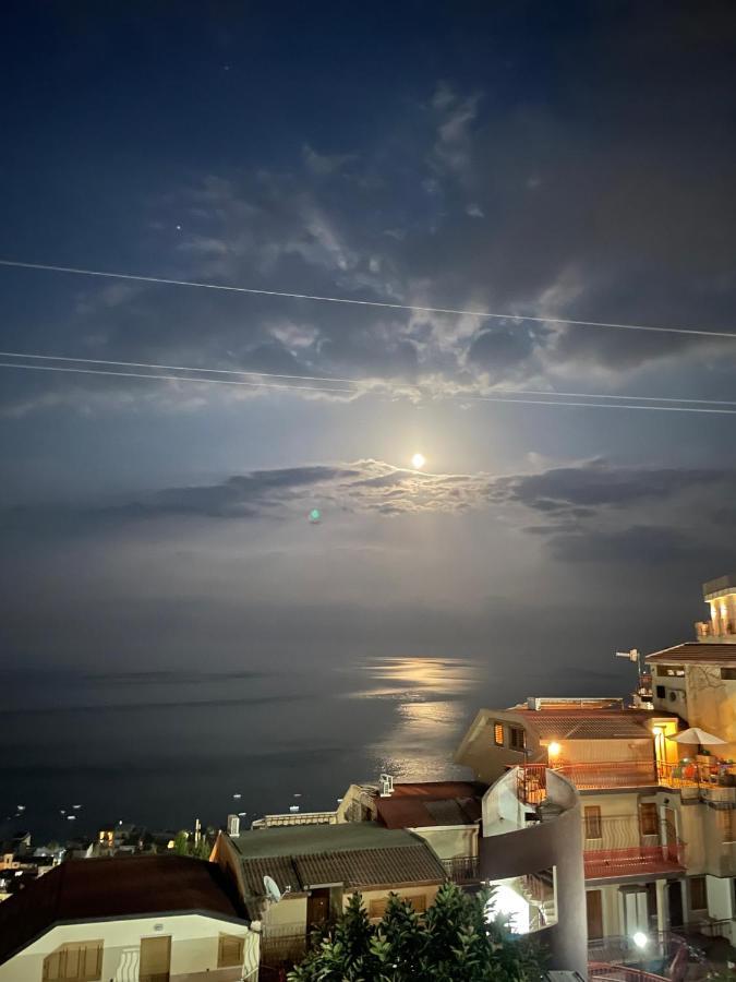 Villa Baia Aurora Letojanni Esterno foto
